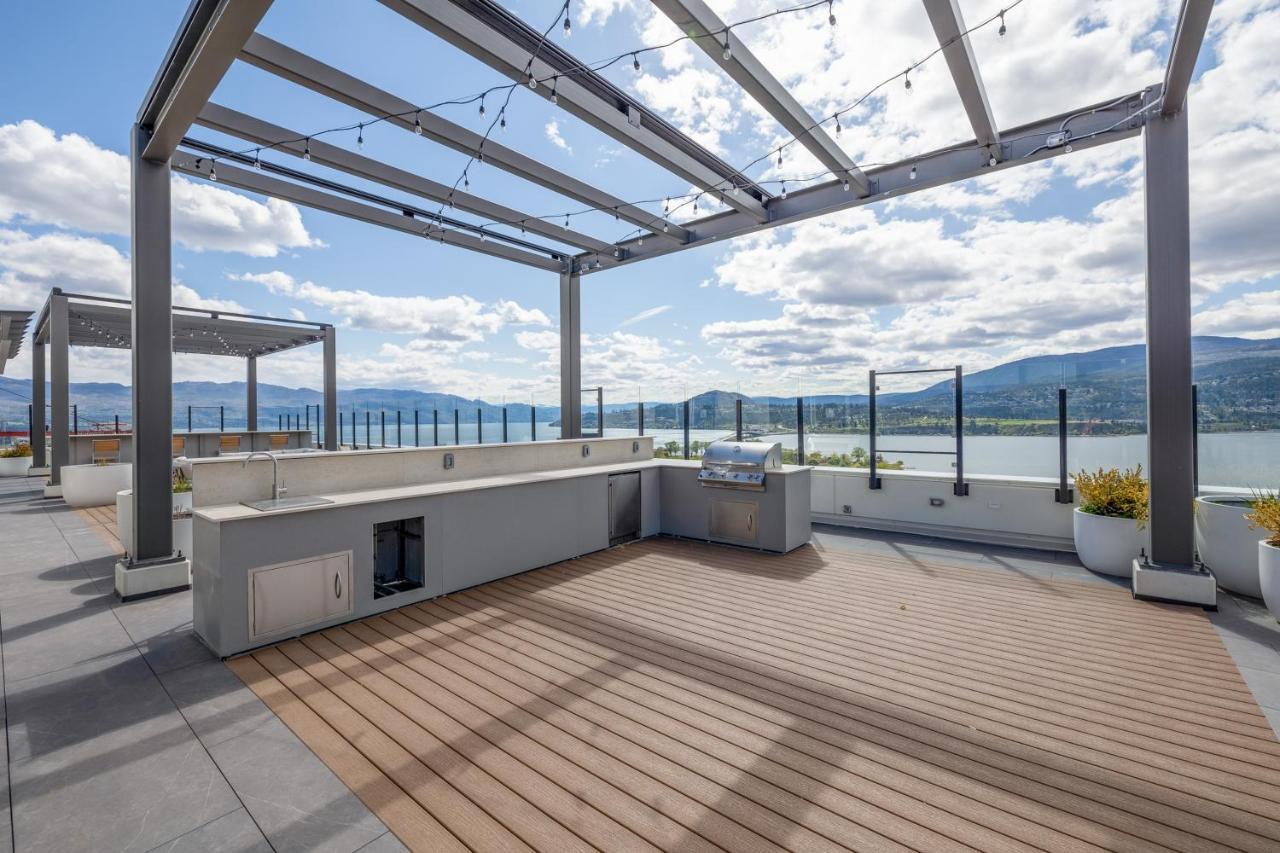 Brand New Luxury Downtown Near The Beach #13 Kelowna Exterior photo